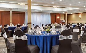 Best Western Plus Port O'Call Hotel
